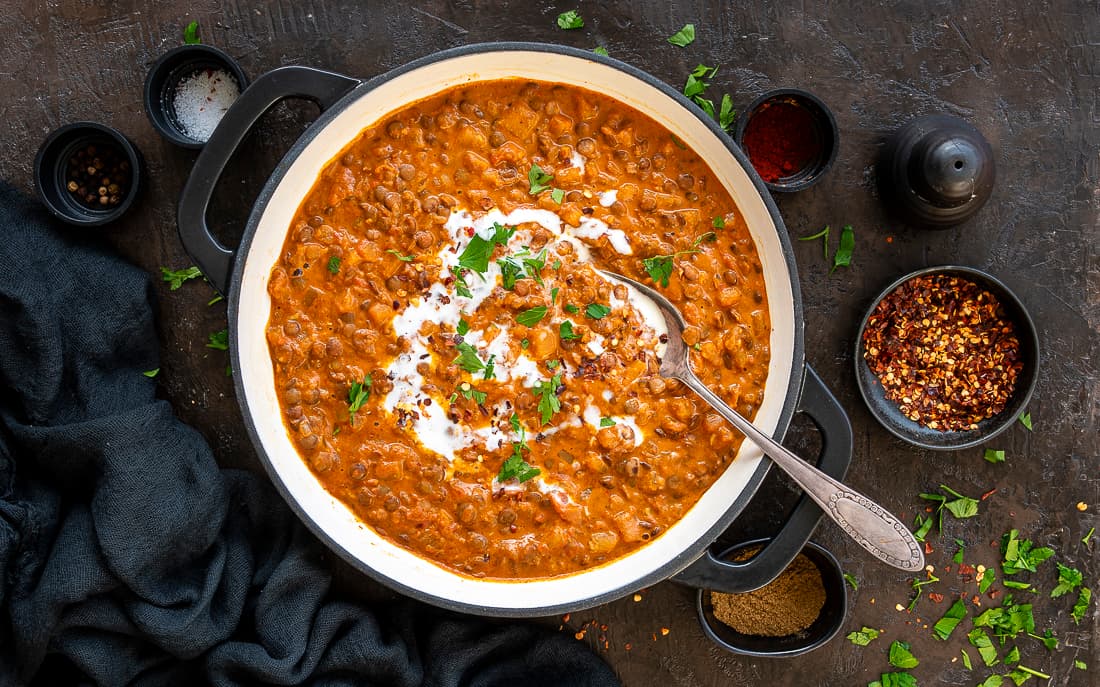 Krémové indické curry s čočkou a dýní
