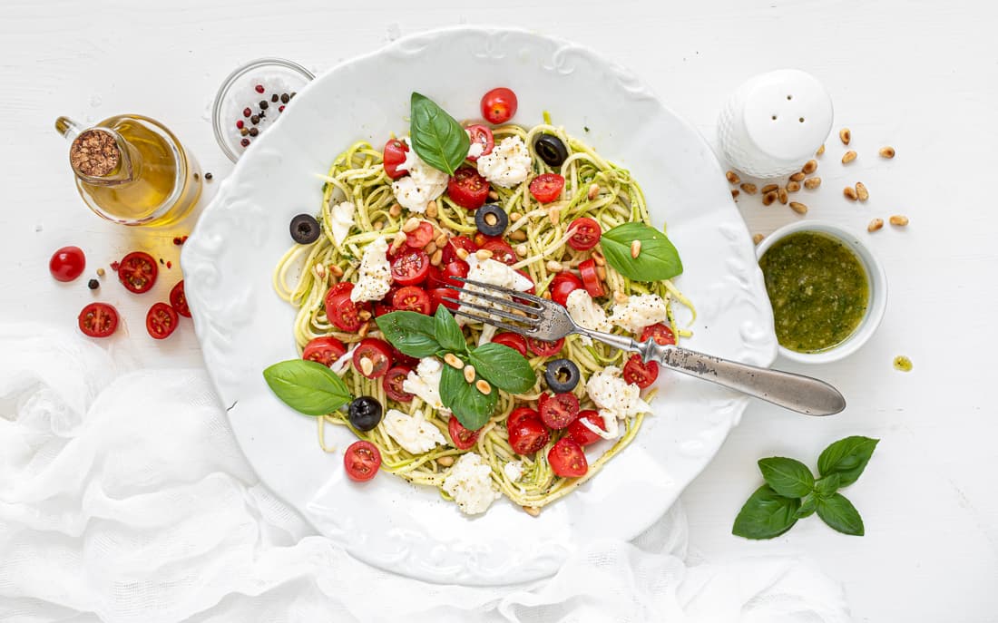 Cuketové nudle Caprese
