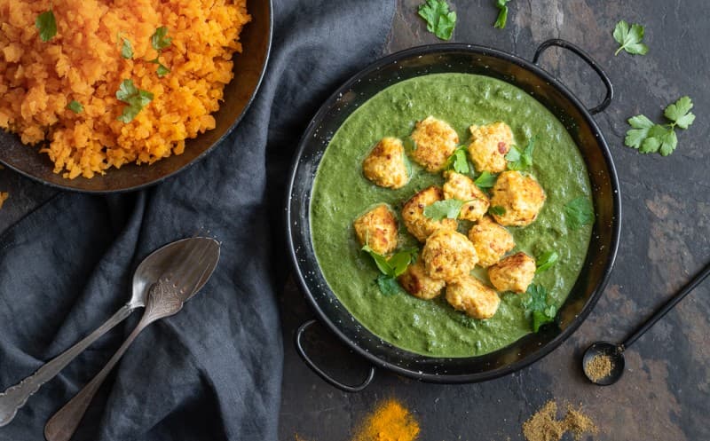 Masové kuličky ve špenátovém curry