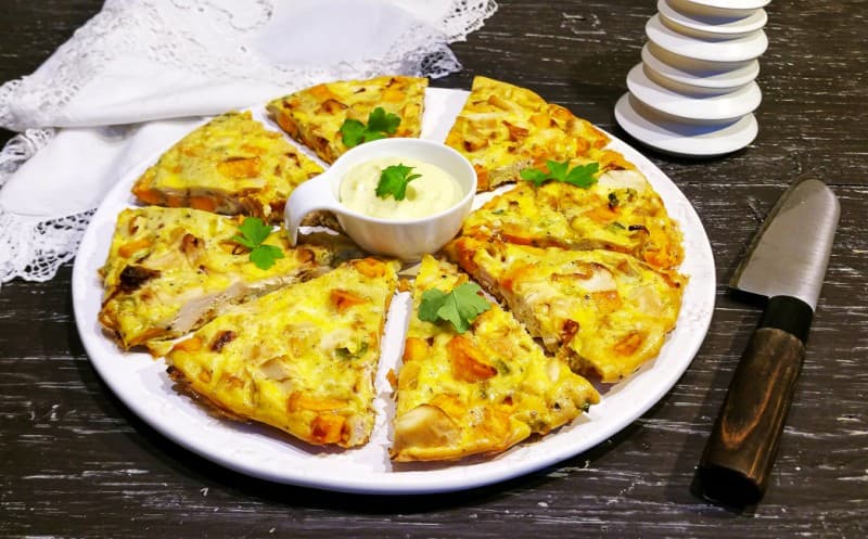 Frittata s kuřetem a batáty