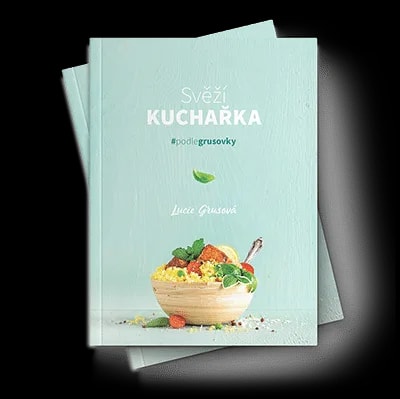 Svěží a Voňavá kuchařka postavené vedle sebe