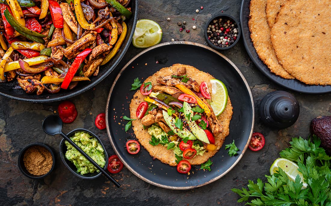 Fajitas s květákovými plackami