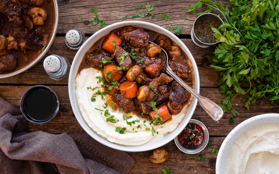 Hovězí po burgundsku (Beef Bourguignon)