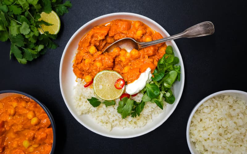 Mrkvové curry s cizrnou