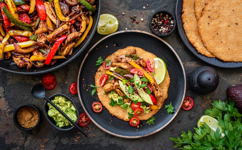 Fajitas s květákovými plackami