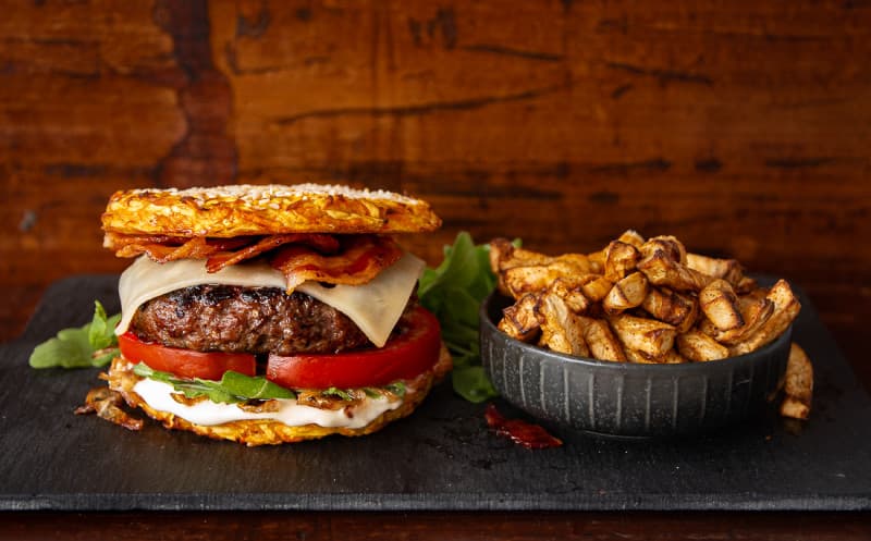 Hovězí burger v zeleninových plackách