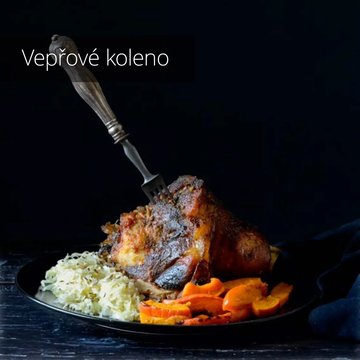 Strana z kuchařky s vepřovým kolenem