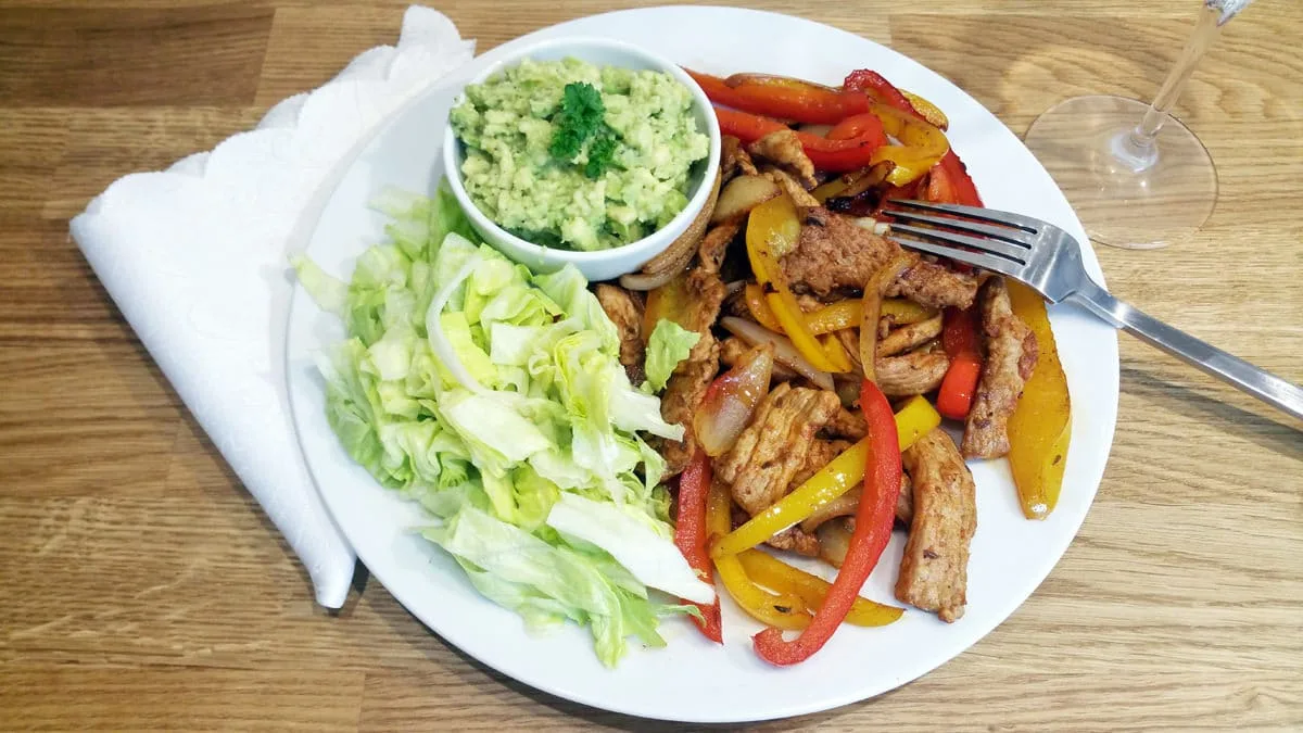 Fajitas s guacamole