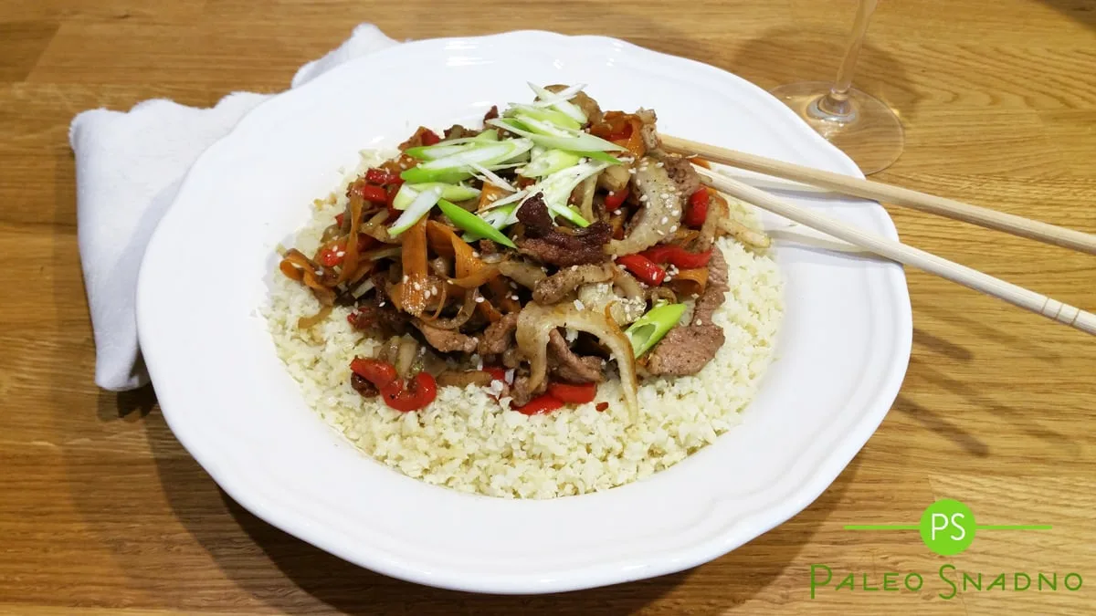 Kachní stir-fry s květákovou rýží