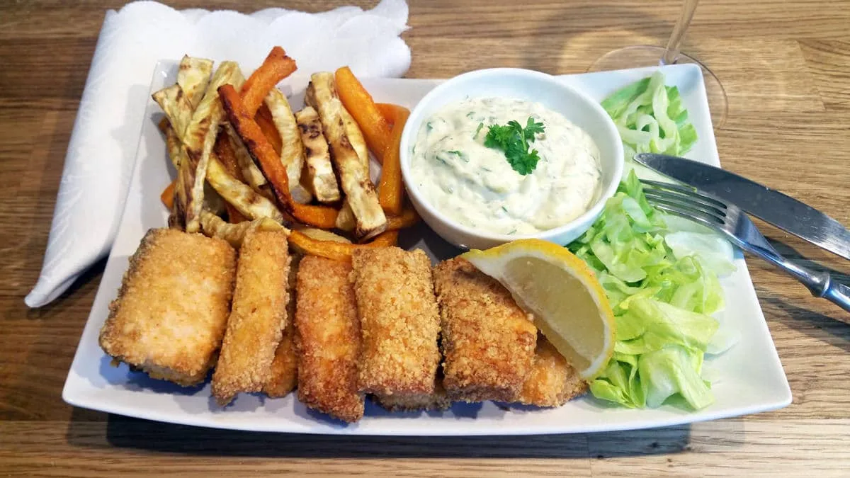 Fish & chips s tatarskou omáčkou
